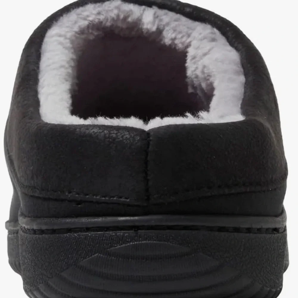 Men's Black Slip-On Slippers - Picture 8 of 12
